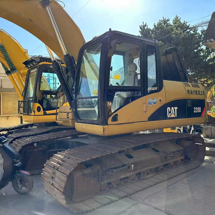 Original Japan Cheap Crawler Cat Excavator Cat 320d Used Excavator Caterpillar Machinery Digger Used CAT 320D Excavators - Vikšrinis ekskavatorius: foto 1 Original Japan Cheap Crawler Cat Excavator Cat 320d Used Excavator Caterpillar Machinery Digger Used CAT 320D Excavators - Vikšrinis ekskavatorius: foto 1