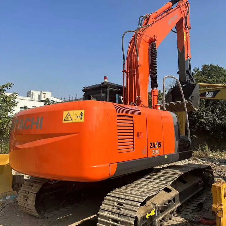Original Japan Hitachi ZX200-3 Excavator Hitachi Excavator in Low Price for Hot Sale - Vikšrinis ekskavatorius: foto 2 Original Japan Hitachi ZX200-3 Excavator Hitachi Excavator in Low Price for Hot Sale - Vikšrinis ekskavatorius: foto 2