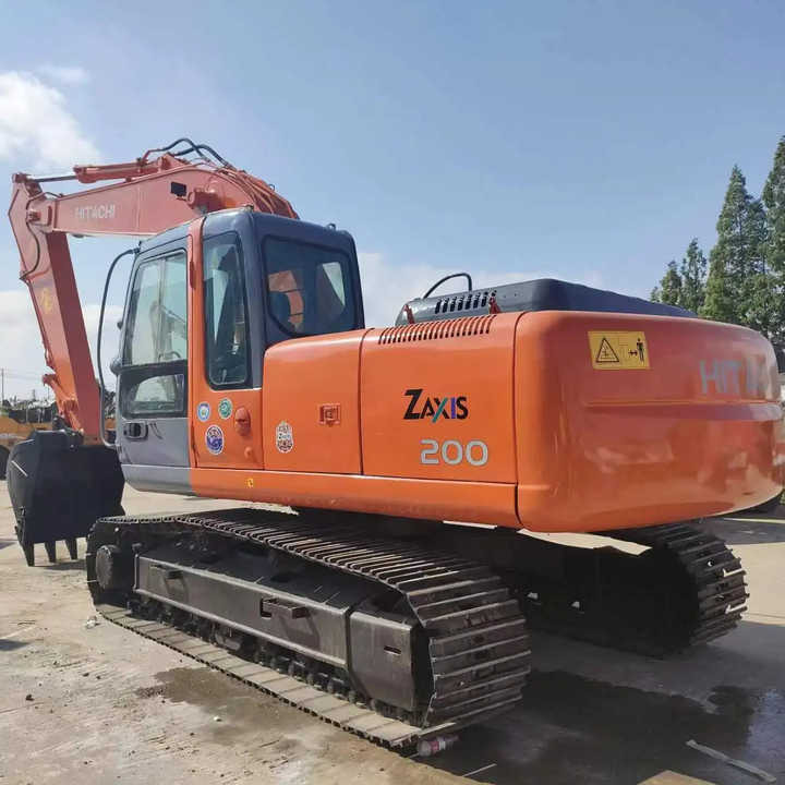 Vikšrinis ekskavatorius Original Japan Hitachi ZX200-5 Excavator Hitachi Excavator in Low Price for Hot Sale: foto 1