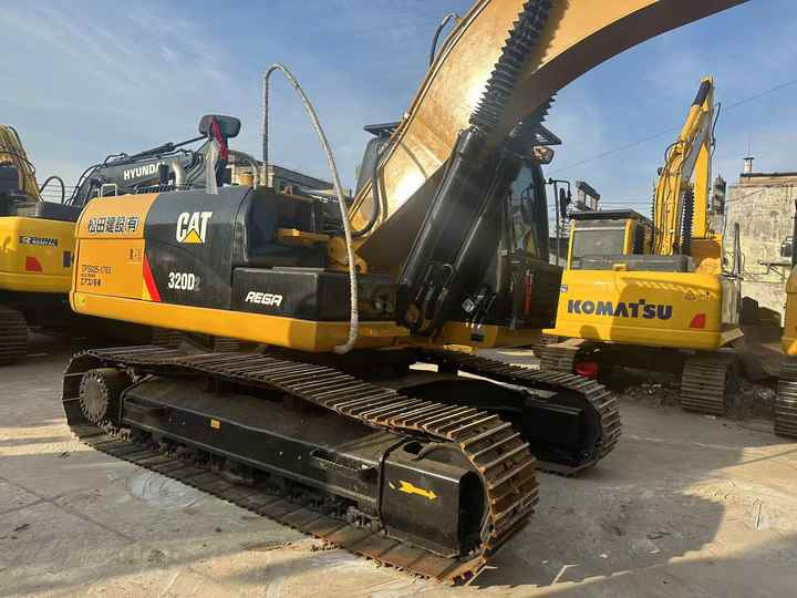 Second Hand Excavator 320D Used Low Price Caterpillar CAT 312D 315D 320D 325D in Good Condition - Vikšrinis ekskavatorius: foto 4 Second Hand Excavator 320D Used Low Price Caterpillar CAT 312D 315D 320D 325D in Good Condition - Vikšrinis ekskavatorius: foto 4