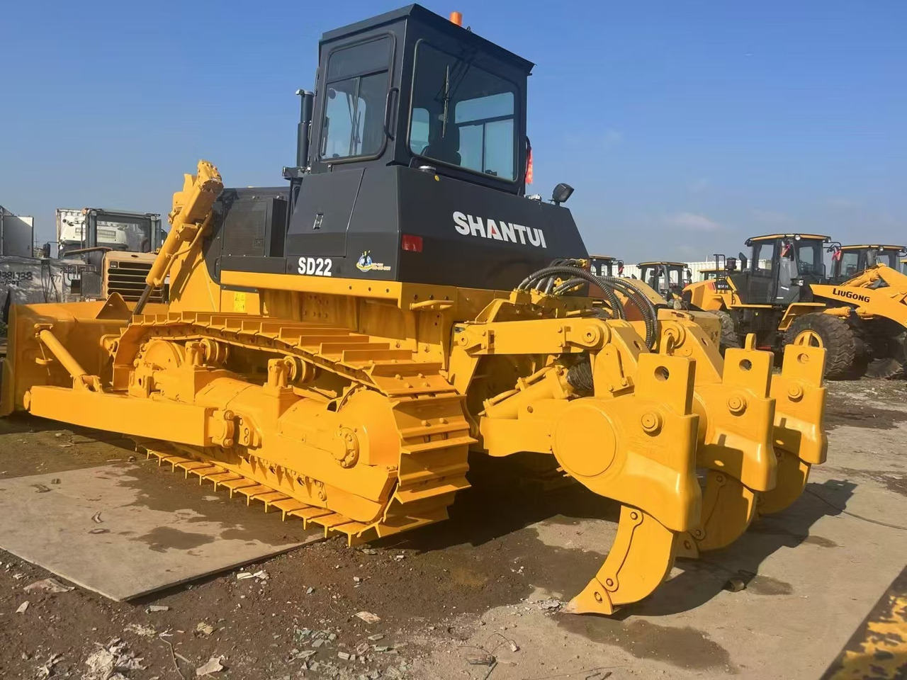 BULLDOZER China Brand Bulldozer Shantui SD22 Used Bulldozer Low Price Bulldozer Market Machinery and Equipment for Sale - Statybinė technika: foto 2 BULLDOZER China Brand Bulldozer Shantui SD22 Used Bulldozer Low Price Bulldozer Market Machinery and Equipment for Sale - Statybinė technika: foto 2