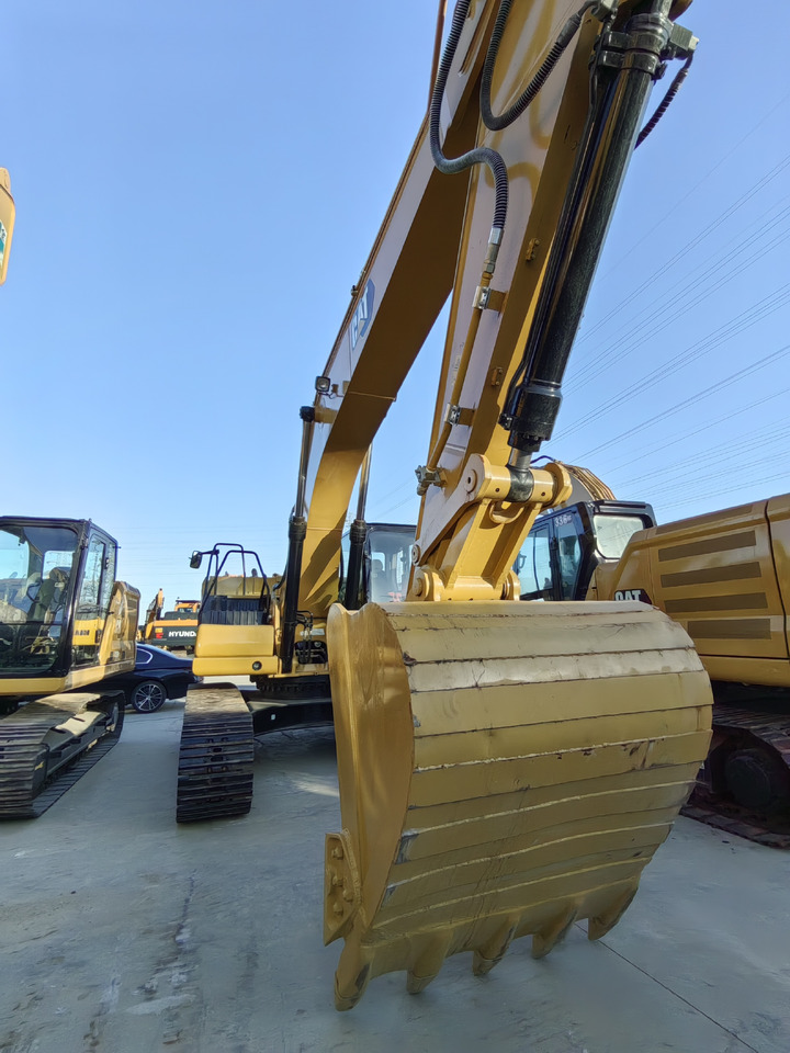 EXCAVATOR Used Cat 330GC Excavator: Unleash Unmatched Power and Precision for All Your Construction Endeavors.Low Price and Good Quality - Statybinė technika: foto 2 EXCAVATOR Used Cat 330GC Excavator: Unleash Unmatched Power and Precision for All Your Construction Endeavors.Low Price and Good Quality - Statybinė technika: foto 2