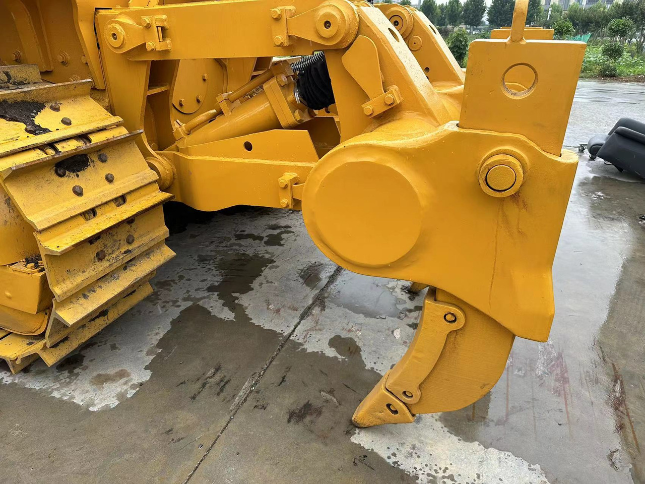 Used Bulldozer SHANTUI SD22 Good Condition - Statybinė technika: foto 3 Used Bulldozer SHANTUI SD22 Good Condition - Statybinė technika: foto 3