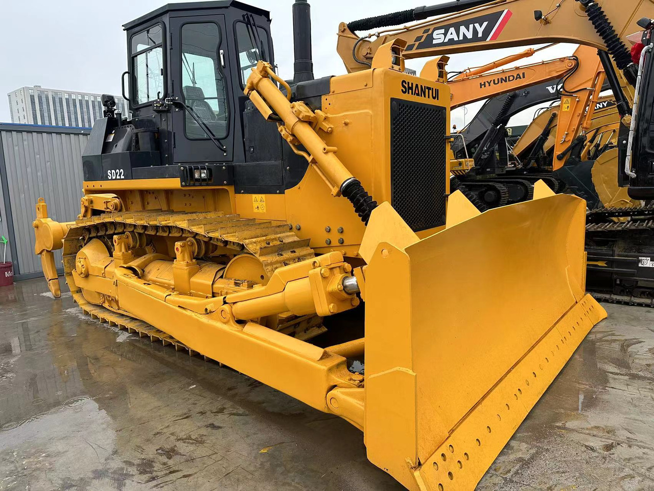 Used Bulldozer SHANTUI SD22 Good Condition - Statybinė technika: foto 4 Used Bulldozer SHANTUI SD22 Good Condition - Statybinė technika: foto 4