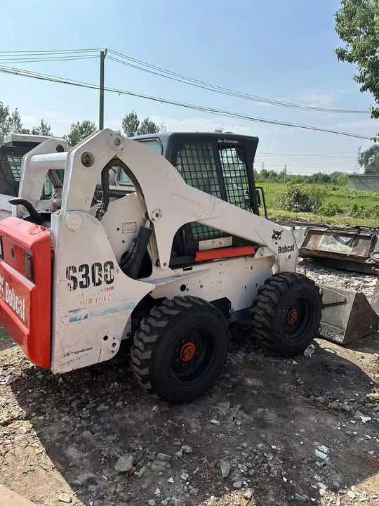 Used Bob Cat Bob Cat S300 Used Skid Steer Wheel Loader Multifunctional Track Loaders Bobcat - Ratinis krautuvas: foto 3 Used Bob Cat Bob Cat S300 Used Skid Steer Wheel Loader Multifunctional Track Loaders Bobcat - Ratinis krautuvas: foto 3
