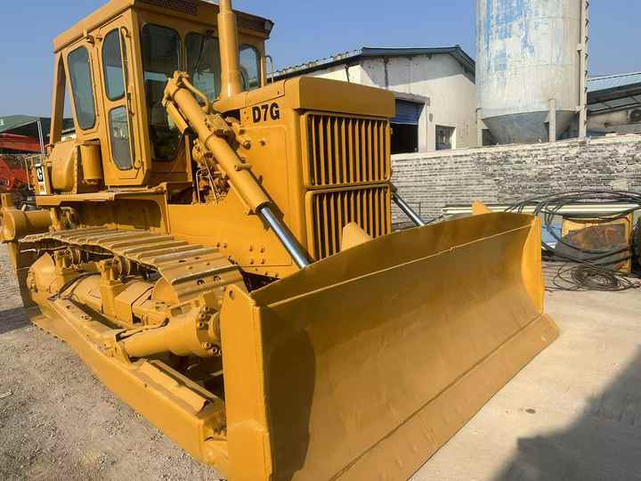 Used Cat D7G New Model Bulldozer Second Hand Machine Popular Brand Caterpillar Crawler Bulldozer Hydraulic Machinery - Buldozeris: foto 2 Used Cat D7G New Model Bulldozer Second Hand Machine Popular Brand Caterpillar Crawler Bulldozer Hydraulic Machinery - Buldozeris: foto 2