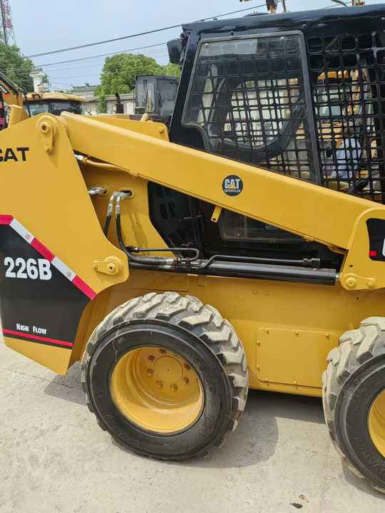Used Caterpillar 226b Skid Steer with Excellent Performance on Sale Road Working Equipment - Mini krautuvas: foto 2 Used Caterpillar 226b Skid Steer with Excellent Performance on Sale Road Working Equipment - Mini krautuvas: foto 2