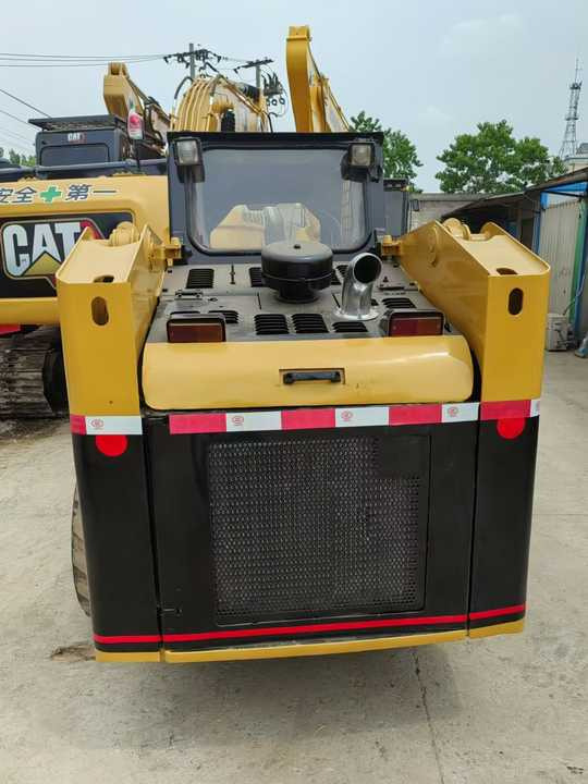 Used Caterpillar 226b Skid Steer with Excellent Performance on Sale Road Working Equipment - Mini krautuvas: foto 3 Used Caterpillar 226b Skid Steer with Excellent Performance on Sale Road Working Equipment - Mini krautuvas: foto 3