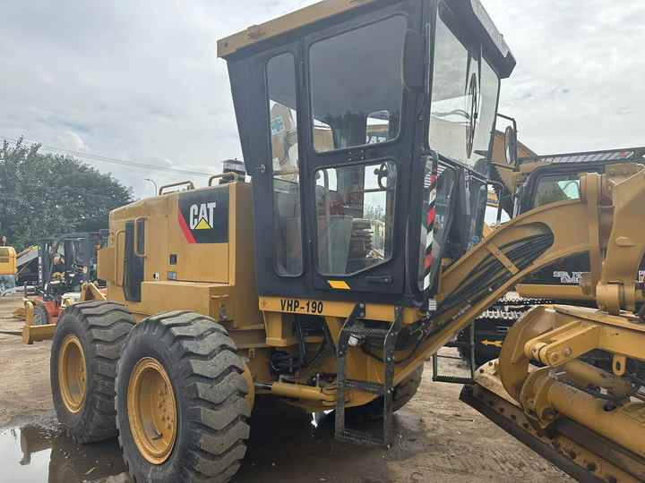 Used Caterpillar CAT 140k Land Road Motor Grader CAT140k Used Grader Cheap Price for Sale - Greideris: foto 5 Used Caterpillar CAT 140k Land Road Motor Grader CAT140k Used Grader Cheap Price for Sale - Greideris: foto 5