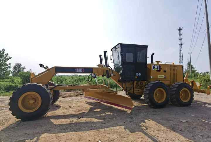 Used Caterpillar CAT 140k Land Road Motor Grader CAT140k Used Grader Cheap Price for Sale - Greideris: foto 5 Used Caterpillar CAT 140k Land Road Motor Grader CAT140k Used Grader Cheap Price for Sale - Greideris: foto 5