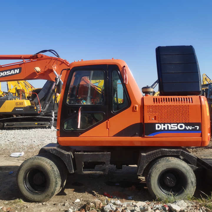 Used Digger Doosan Dh150w-7 Construction Machinery Construction Digger Used Doosan Dh150w-7 Cheap Excavator - Vikšrinis ekskavatorius: foto 1 Used Digger Doosan Dh150w-7 Construction Machinery Construction Digger Used Doosan Dh150w-7 Cheap Excavator - Vikšrinis ekskavatorius: foto 1