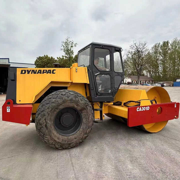 Used Dynapac CA301 Vibratory Roller with Less Working Time and Superior Performance Used Dynapac 251d/301D Roller for Sale - Asfalto volus: foto 1 Used Dynapac CA301 Vibratory Roller with Less Working Time and Superior Performance Used Dynapac 251d/301D Roller for Sale - Asfalto volus: foto 1