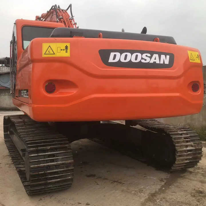 Used Excavator Doosan DX225LC Excavators Mini Equipment Earth Moving Machinery Doosan Digger Excavator for Sale - Vikšrinis ekskavatorius: foto 5 Used Excavator Doosan DX225LC Excavators Mini Equipment Earth Moving Machinery Doosan Digger Excavator for Sale - Vikšrinis ekskavatorius: foto 5