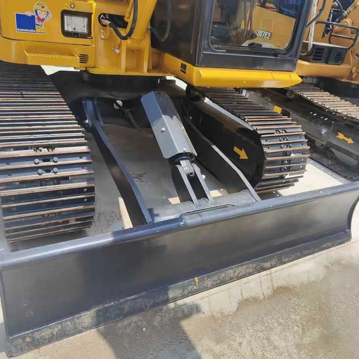 Used Excavator KOMATSU PC70-8 Construction Machinery Excavator PC70-8 PC60 PC70 Excavators for Sale at Negotiable Price - Mini ekskavatorius: foto 4 Used Excavator KOMATSU PC70-8 Construction Machinery Excavator PC70-8 PC60 PC70 Excavators for Sale at Negotiable Price - Mini ekskavatorius: foto 4