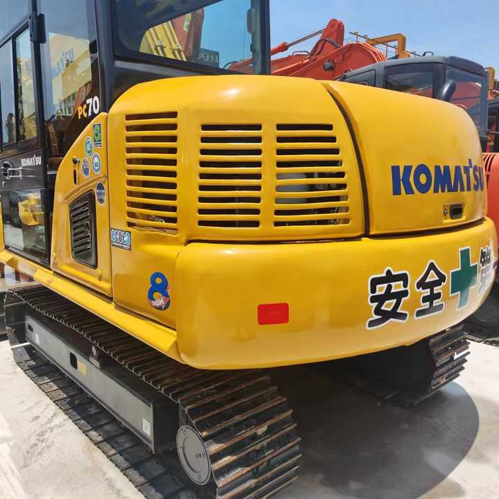 Used Excavator KOMATSU PC70-8 Construction Machinery Excavator PC70-8 PC60 PC70 Excavators for Sale at Negotiable Price - Mini ekskavatorius: foto 3 Used Excavator KOMATSU PC70-8 Construction Machinery Excavator PC70-8 PC60 PC70 Excavators for Sale at Negotiable Price - Mini ekskavatorius: foto 3