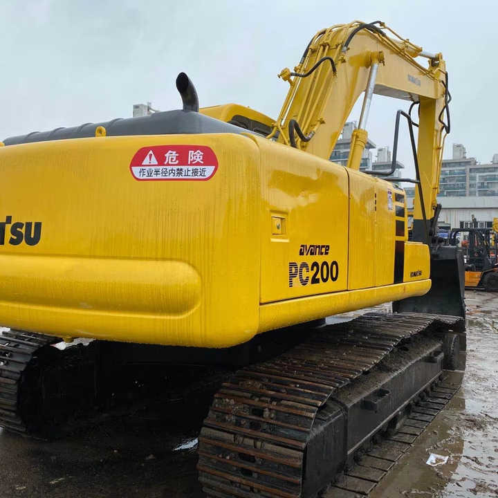 Used Good Quality Japan Original PC220-6 in Good Condition PC220-6 Komatsu - Vikšrinis ekskavatorius: foto 1 Used Good Quality Japan Original PC220-6 in Good Condition PC220-6 Komatsu - Vikšrinis ekskavatorius: foto 1