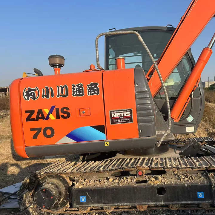 Used HITACHI ZX70 Model Mini Excavator Second Hand Machine Popular Brand Japan Hitachi Hydraulic Machinery - Ekskavatorius: foto 1 Used HITACHI ZX70 Model Mini Excavator Second Hand Machine Popular Brand Japan Hitachi Hydraulic Machinery - Ekskavatorius: foto 1