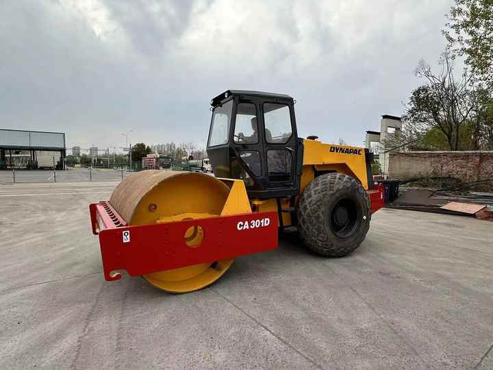 Used Heavy Construction Equipment Dynapac Ca301d Second Hand Road Rollers Used Machine Hot Sale - Asfalto volus: foto 2 Used Heavy Construction Equipment Dynapac Ca301d Second Hand Road Rollers Used Machine Hot Sale - Asfalto volus: foto 2