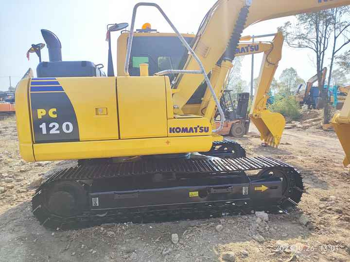 Used Japan Original PC120-8 in Good Condition PC120-8 Komatsu in Good Quality - Vikšrinis ekskavatorius: foto 2 Used Japan Original PC120-8 in Good Condition PC120-8 Komatsu in Good Quality - Vikšrinis ekskavatorius: foto 2