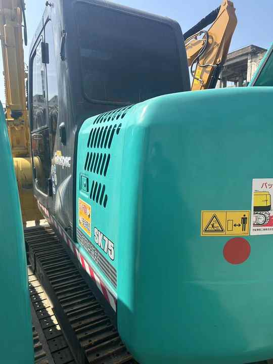 Used Kobelco Sk75-8 Mini Excavator in High Quality for Sale Anhui Zhaomi Construction Machines Trading - Ekskavatorius: foto 4 Used Kobelco Sk75-8 Mini Excavator in High Quality for Sale Anhui Zhaomi Construction Machines Trading - Ekskavatorius: foto 4