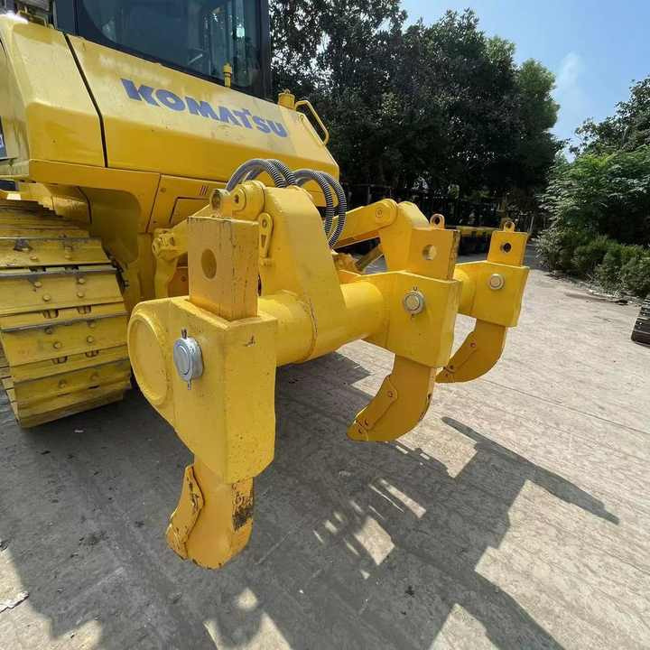 Used Komatsu Bulldozer D65ex Strong Power Komatsu D65ex Track Dozer for Sale - Buldozeris: foto 4 Used Komatsu Bulldozer D65ex Strong Power Komatsu D65ex Track Dozer for Sale - Buldozeris: foto 4