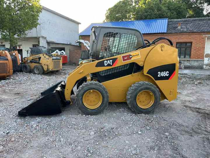 Used Original Caterpillar 246c Skid Steer Loader for Sale - Mini krautuvas: foto 5 Used Original Caterpillar 246c Skid Steer Loader for Sale - Mini krautuvas: foto 5