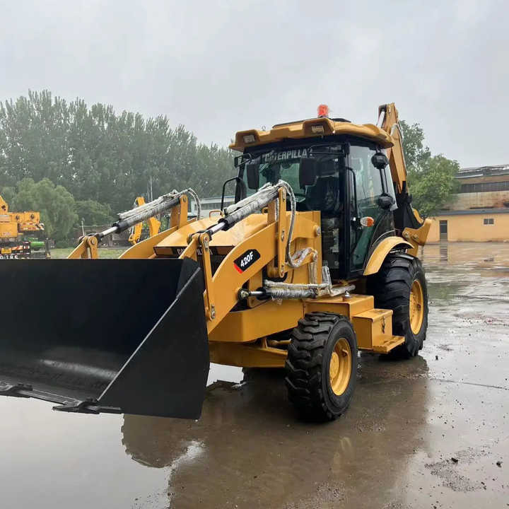 Used Wheel Loader CAT420F Caterpillar 420F Construction Machinery Mini Wheel Skid Steer Loader in Stock - Ratinis krautuvas: foto 1 Used Wheel Loader CAT420F Caterpillar 420F Construction Machinery Mini Wheel Skid Steer Loader in Stock - Ratinis krautuvas: foto 1