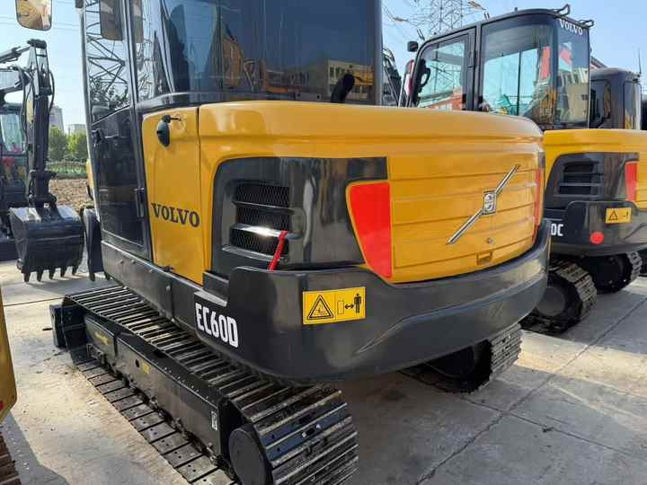 Used volvo Ec60 Mini 6tons Excavator in Stock for Sale - Vikšrinis ekskavatorius: foto 5 Used volvo Ec60 Mini 6tons Excavator in Stock for Sale - Vikšrinis ekskavatorius: foto 5