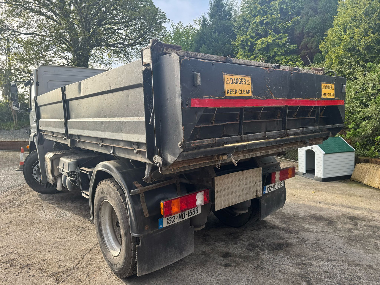 MERCEDES-BENZ Axor 1823 - Savivartis sunkvežimis: foto 2 MERCEDES-BENZ Axor 1823 - Savivartis sunkvežimis: foto 2