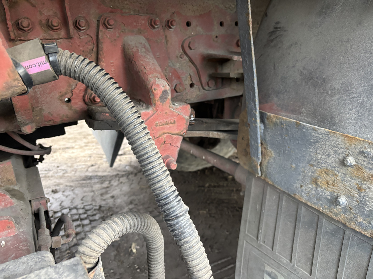 RENAULT Premium 260 - Tentinis sunkvežimis: foto 5 RENAULT Premium 260 - Tentinis sunkvežimis: foto 5