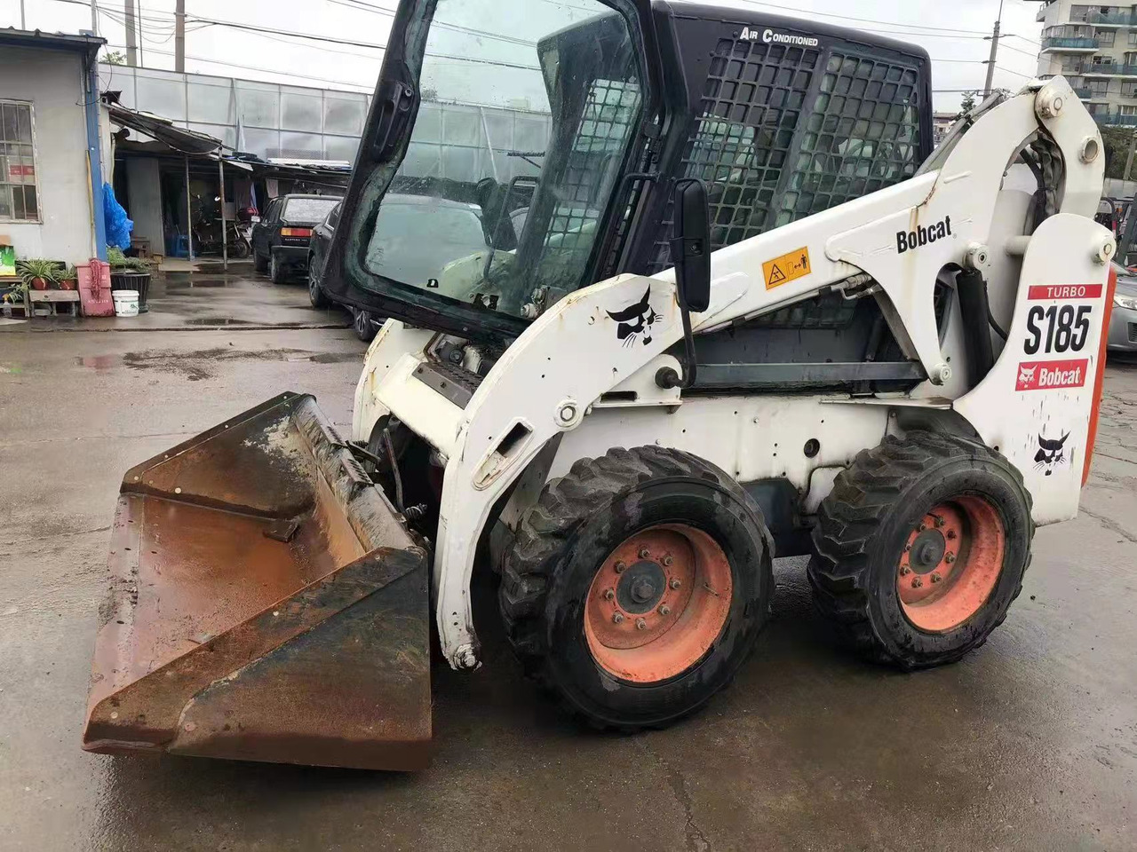 BOBCAT S185 - Mini krautuvas: foto 2 BOBCAT S185 - Mini krautuvas: foto 2