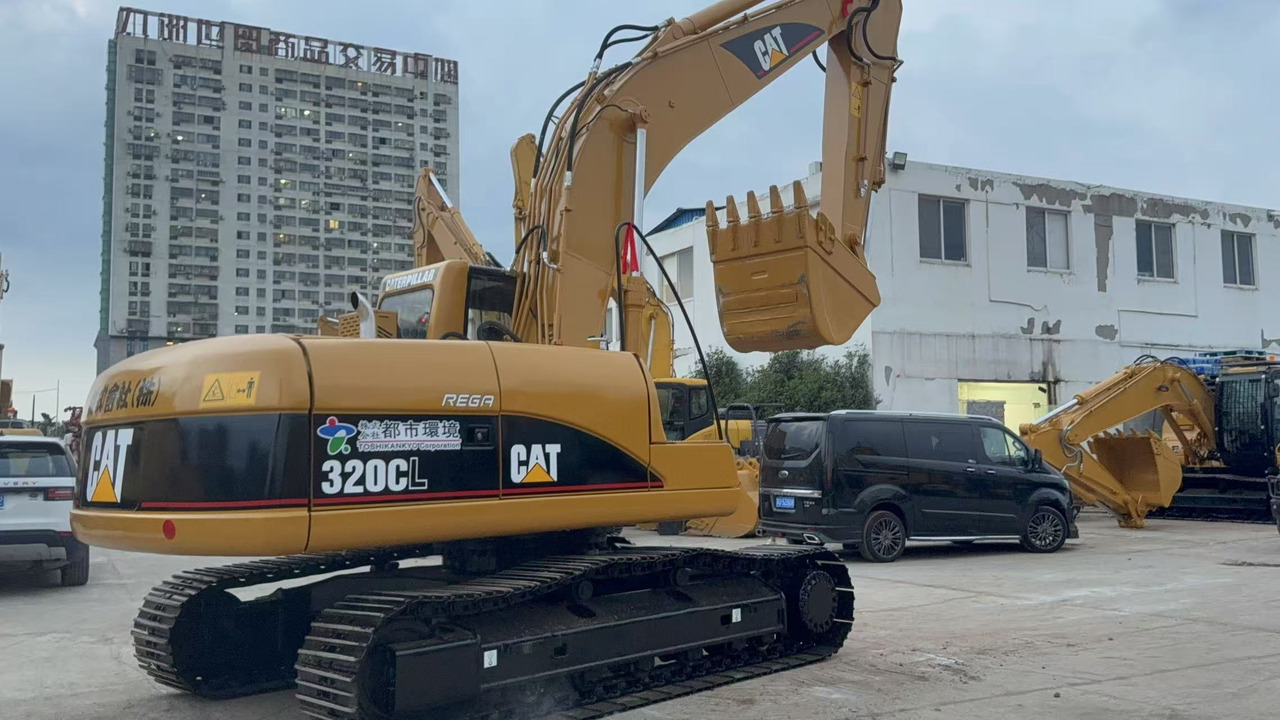 CATERPILLAR 320C - Vikšrinis ekskavatorius: foto 3 CATERPILLAR 320C - Vikšrinis ekskavatorius: foto 3