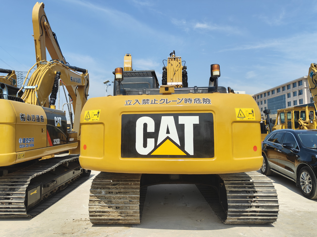 CATERPILLAR 320D2 - Vikšrinis ekskavatorius: foto 4 CATERPILLAR 320D2 - Vikšrinis ekskavatorius: foto 4