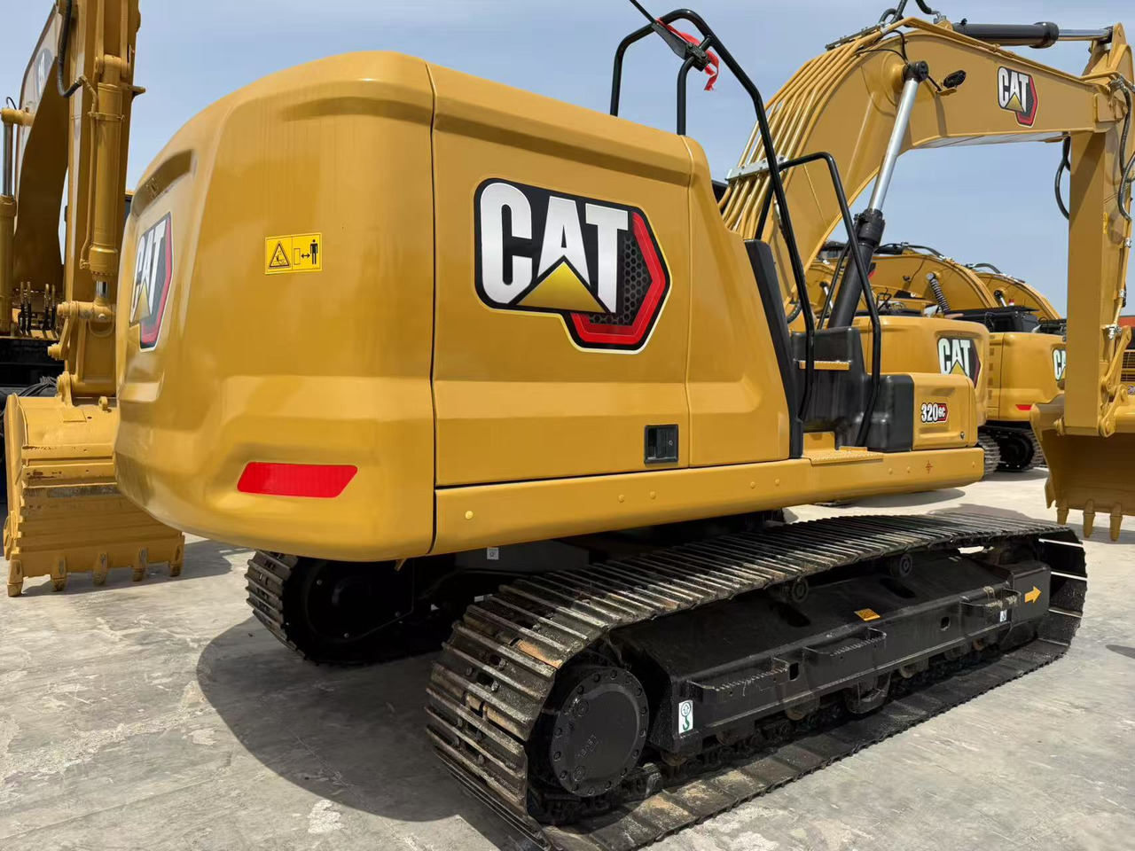 CATERPILLAR 320GC - Vikšrinis ekskavatorius: foto 2 CATERPILLAR 320GC - Vikšrinis ekskavatorius: foto 2