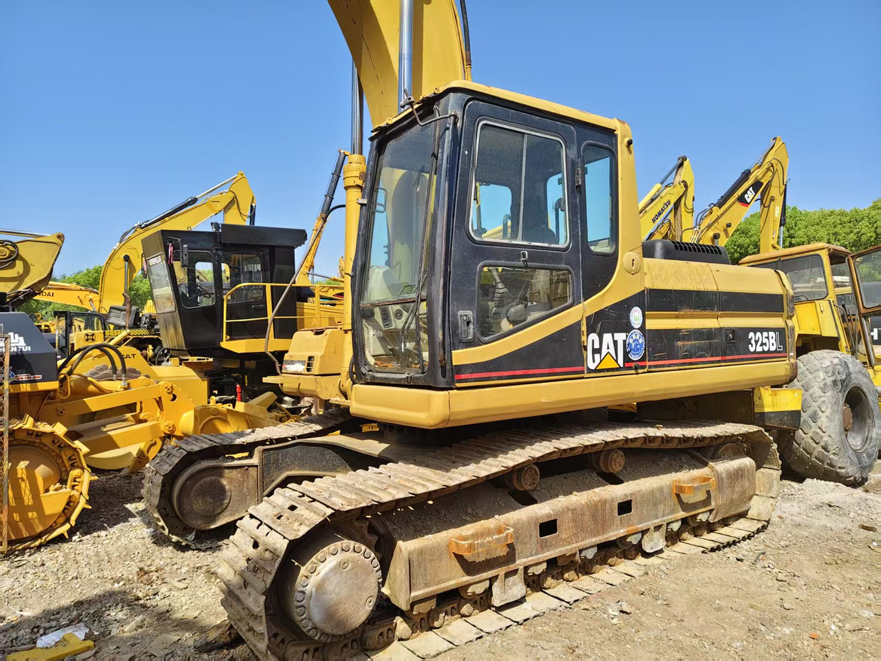CATERPILLAR 325B - Vikšrinis ekskavatorius: foto 5 CATERPILLAR 325B - Vikšrinis ekskavatorius: foto 5
