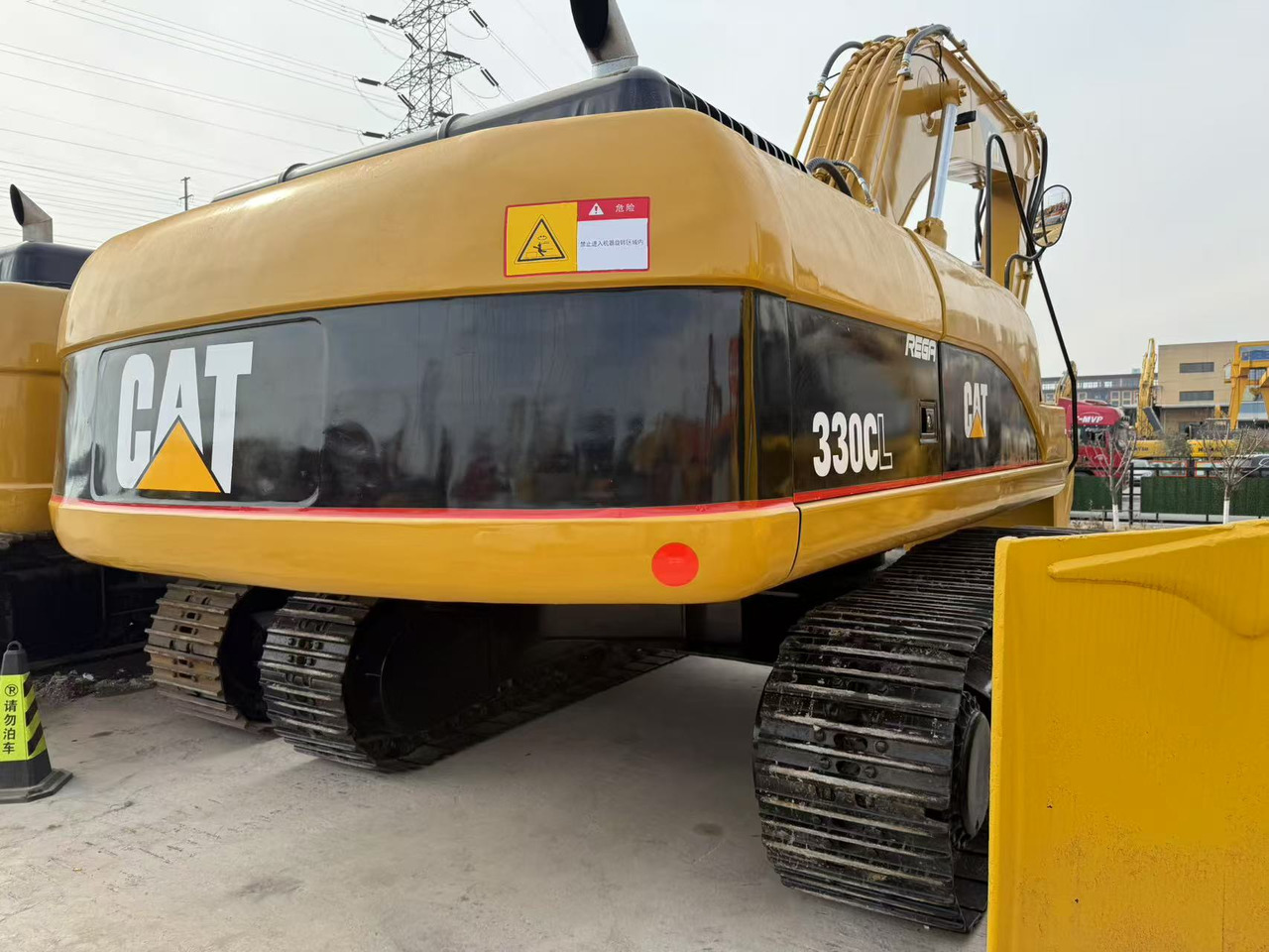 CATERPILLAR 330C - Vikšrinis ekskavatorius: foto 5 CATERPILLAR 330C - Vikšrinis ekskavatorius: foto 5