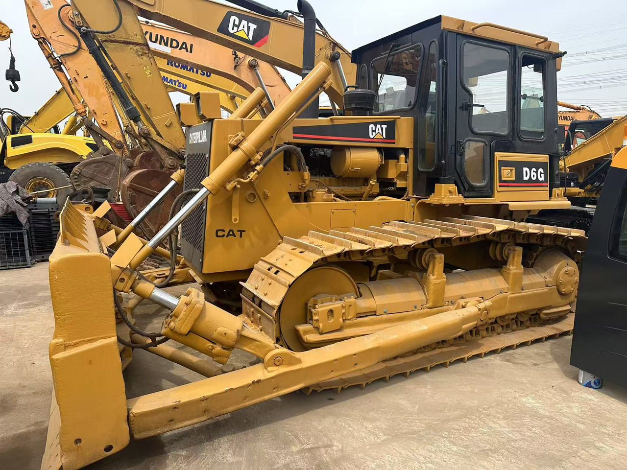 CATERPILLAR D6G - Buldozeris: foto 4 CATERPILLAR D6G - Buldozeris: foto 4