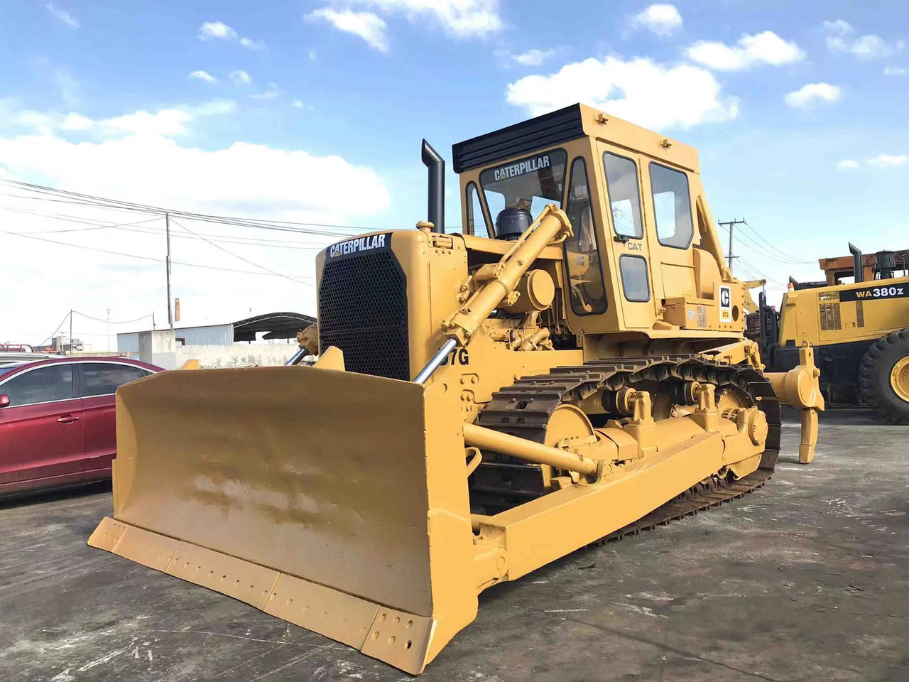 CATERPILLAR D7G - Buldozeris: foto 1 CATERPILLAR D7G - Buldozeris: foto 1