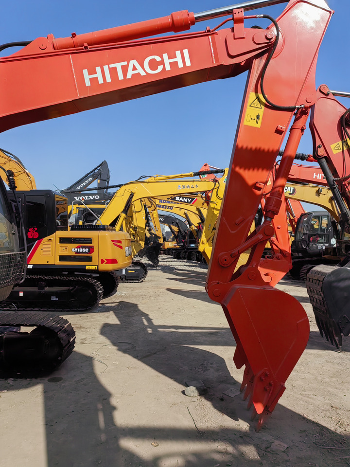 HITACHI ZX130 - Vikšrinis ekskavatorius: foto 3 HITACHI ZX130 - Vikšrinis ekskavatorius: foto 3