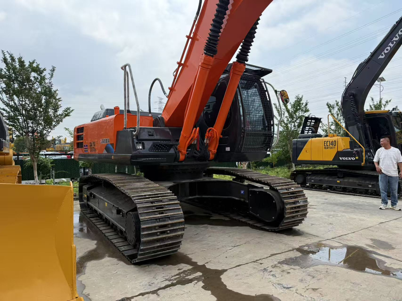 HITACHI ZX350-3G - Vikšrinis ekskavatorius: foto 2 HITACHI ZX350-3G - Vikšrinis ekskavatorius: foto 2