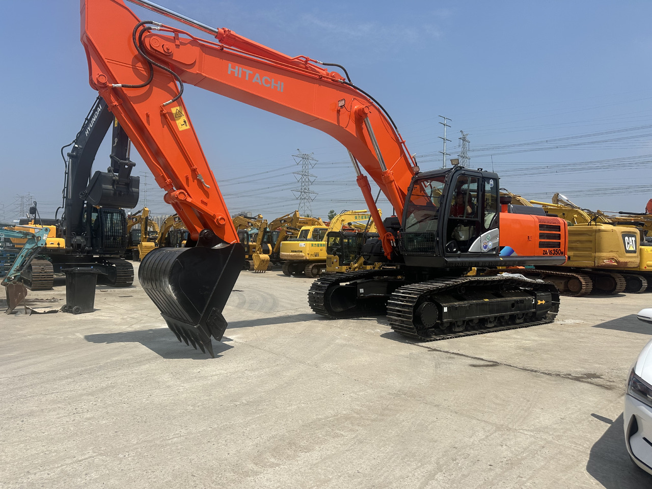 HITACHI ZX350H-5G - Vikšrinis ekskavatorius: foto 2 HITACHI ZX350H-5G - Vikšrinis ekskavatorius: foto 2