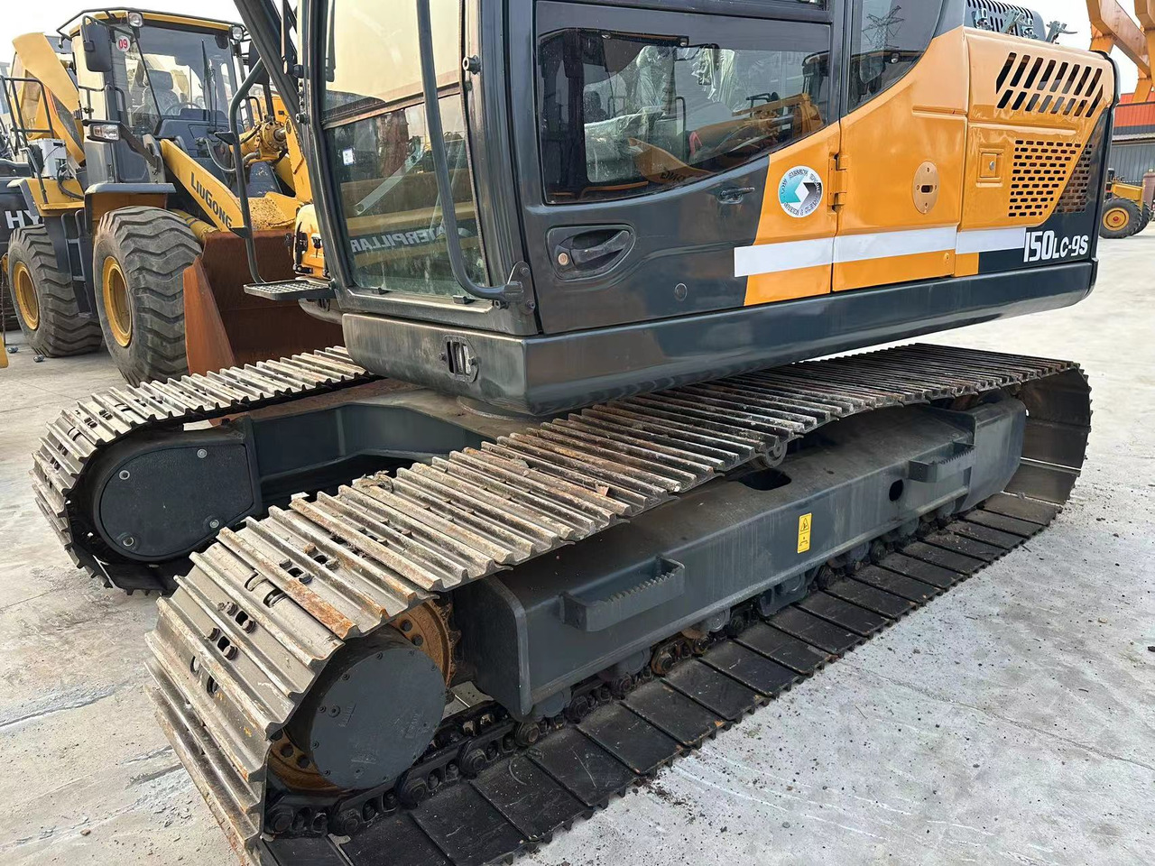 HYUNDAI R150LC-9S - Vikšrinis ekskavatorius: foto 3 HYUNDAI R150LC-9S - Vikšrinis ekskavatorius: foto 3
