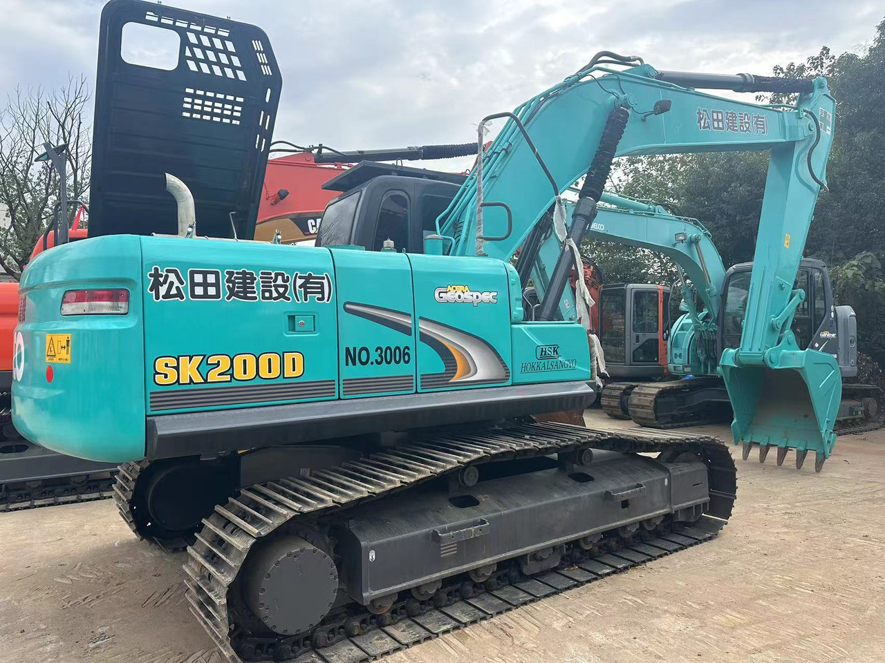 KOBELCO SK200D - Mini ekskavatorius: foto 1 KOBELCO SK200D - Mini ekskavatorius: foto 1