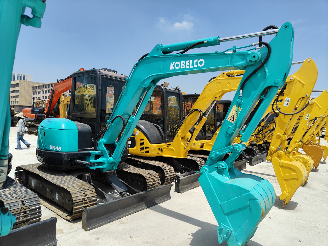 KOBELCO SK45 - Mini ekskavatorius: foto 3 KOBELCO SK45 - Mini ekskavatorius: foto 3