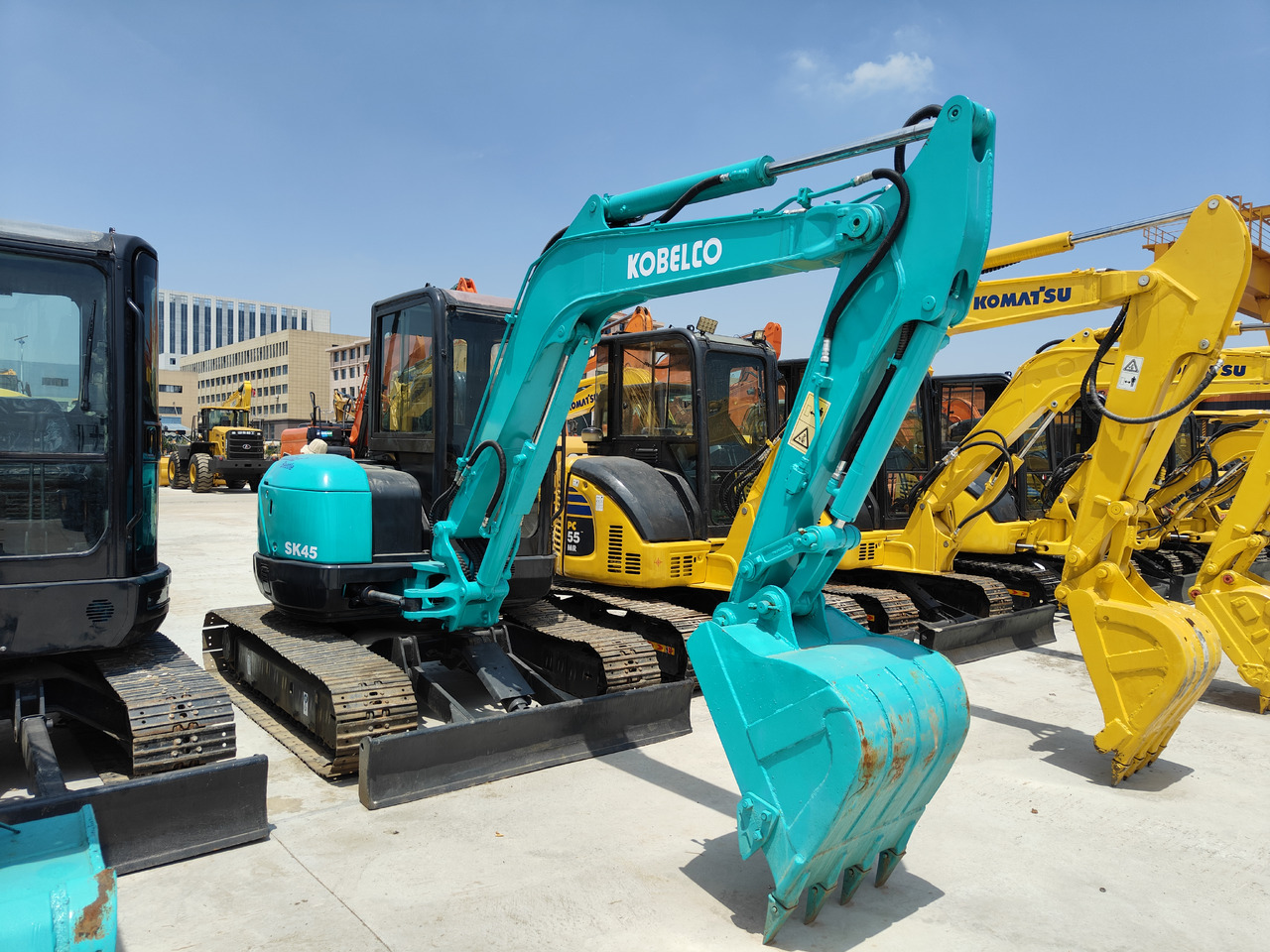 KOBELCO SK45 - Mini ekskavatorius: foto 2 KOBELCO SK45 - Mini ekskavatorius: foto 2