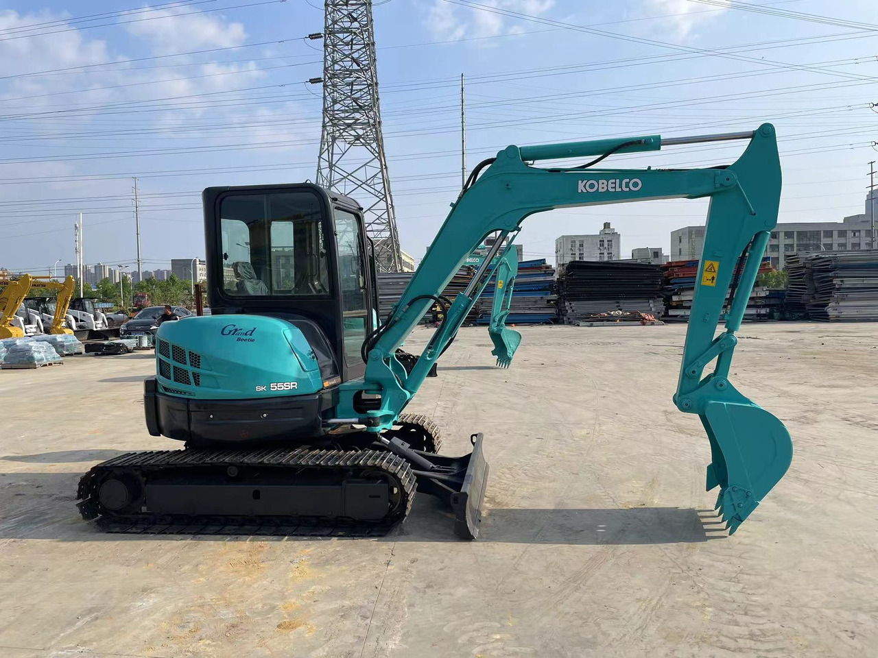 KOBELCO SK55SR - Mini ekskavatorius: foto 2 KOBELCO SK55SR - Mini ekskavatorius: foto 2