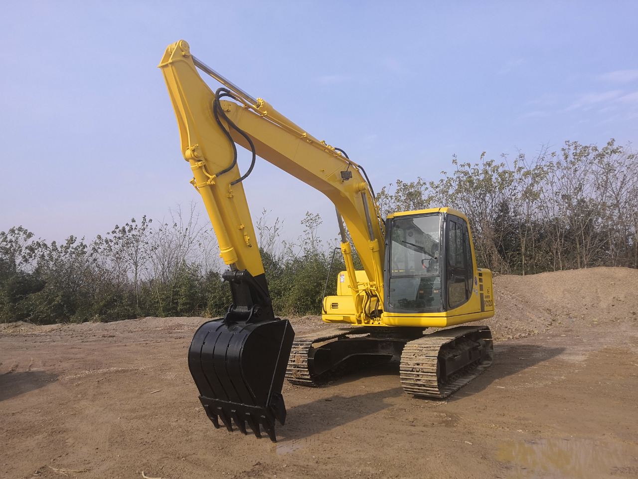KOMATSU PC120-6 - Vikšrinis ekskavatorius: foto 5 KOMATSU PC120-6 - Vikšrinis ekskavatorius: foto 5