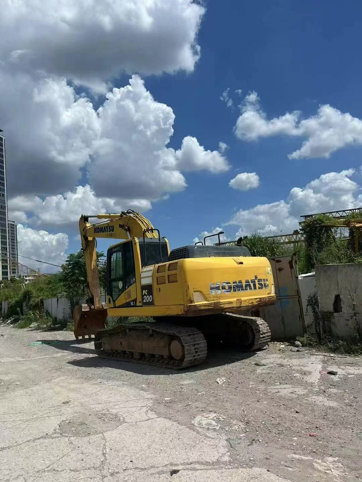 KOMATSU PC200-10 - Vikšrinis ekskavatorius: foto 2 KOMATSU PC200-10 - Vikšrinis ekskavatorius: foto 2