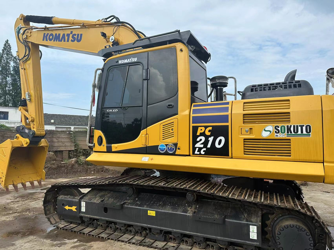 KOMATSU PC210-8 - Vikšrinis ekskavatorius: foto 4 KOMATSU PC210-8 - Vikšrinis ekskavatorius: foto 4