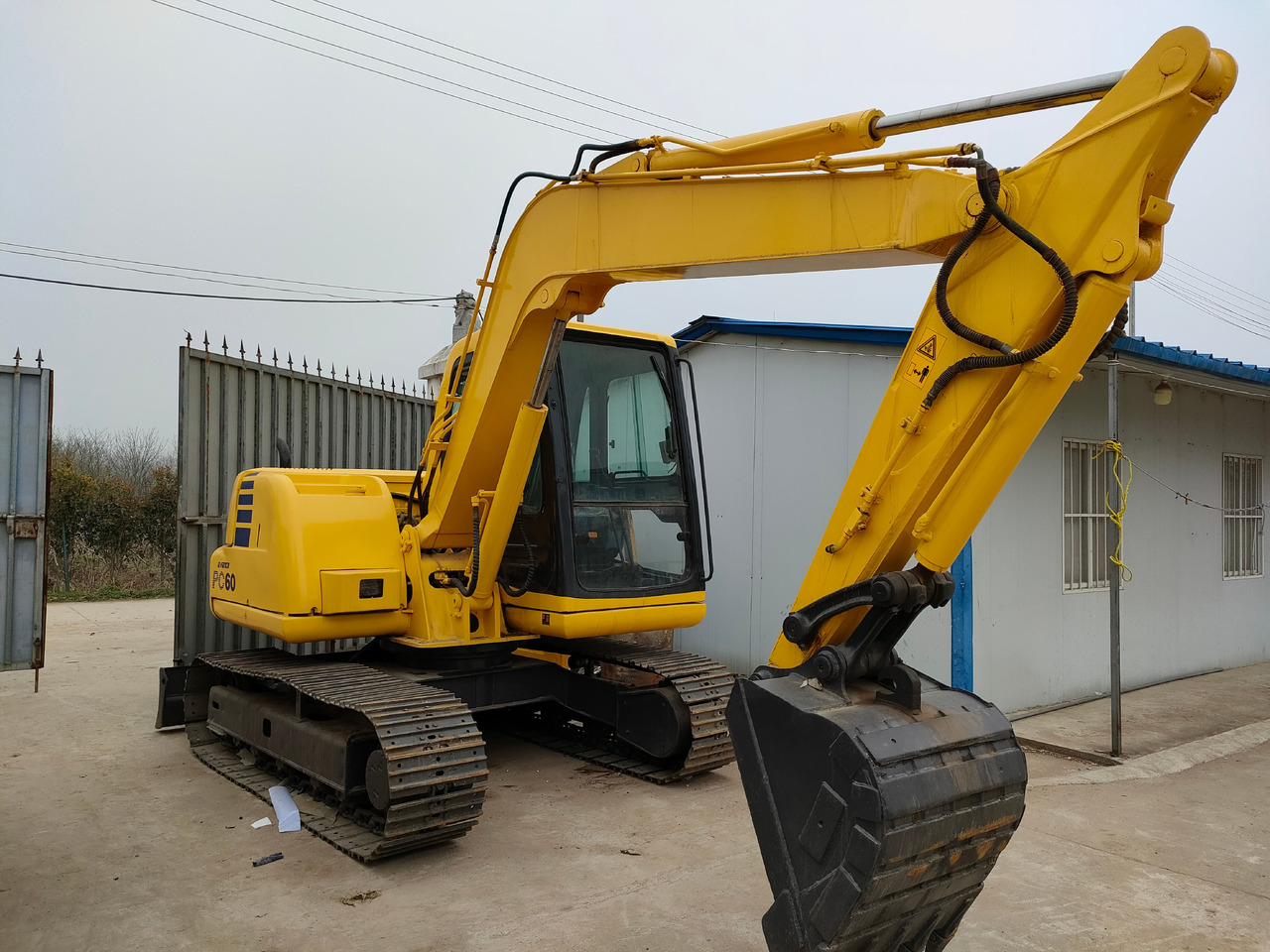 KOMATSU PC60-7 - Vikšrinis ekskavatorius: foto 3 KOMATSU PC60-7 - Vikšrinis ekskavatorius: foto 3